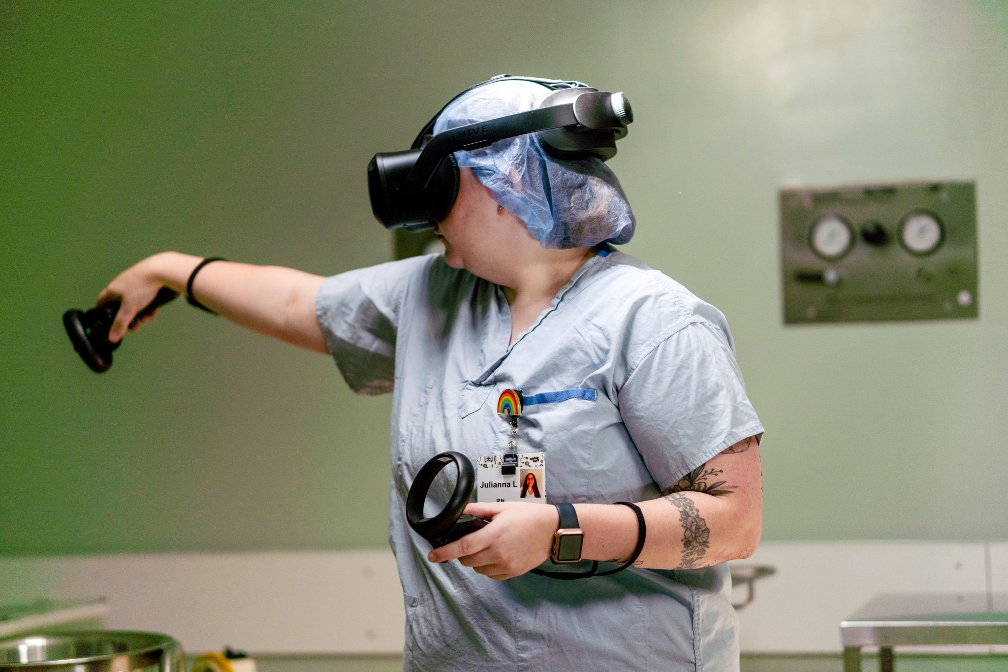 La simulation en réalité virtuelle pour former les infirmières de salle ...