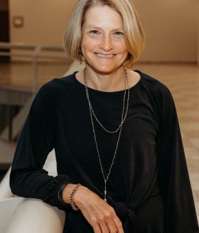 Gina Spear-Burrows Profile Image